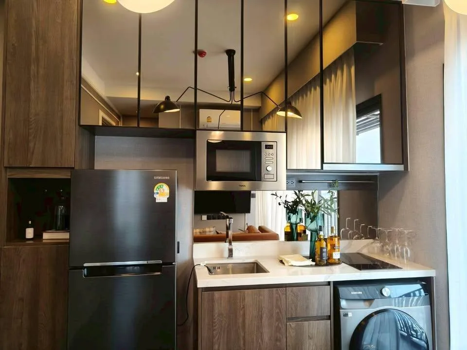 Property photos for Park Origin Thonglor