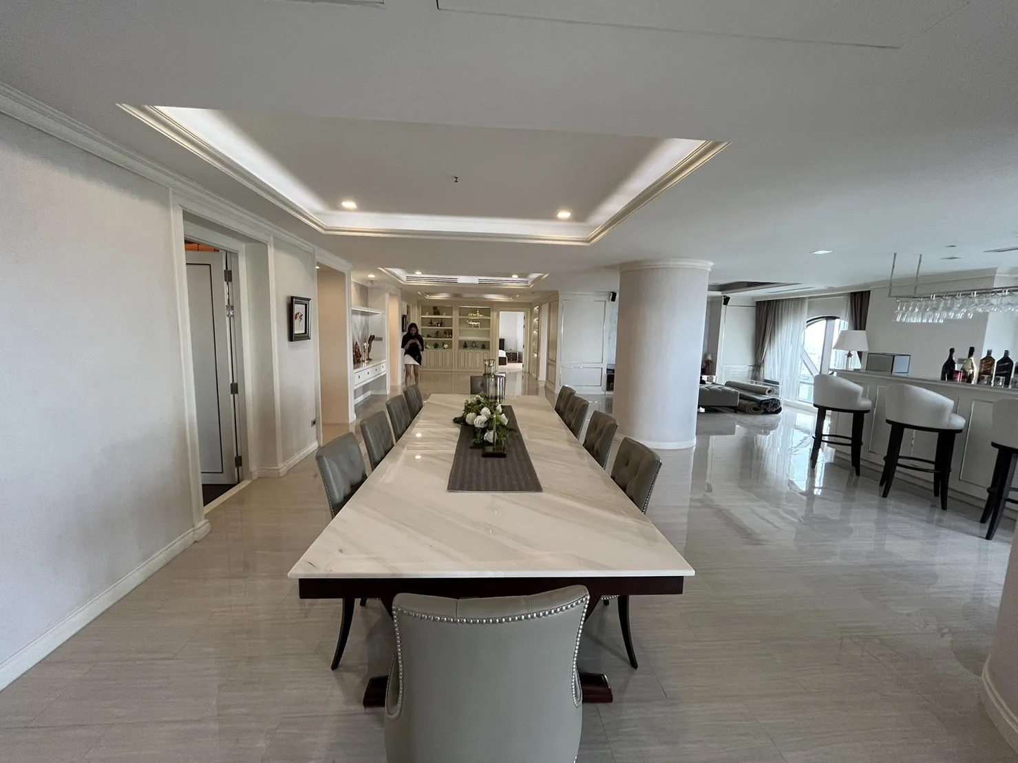Property photos for State Tower