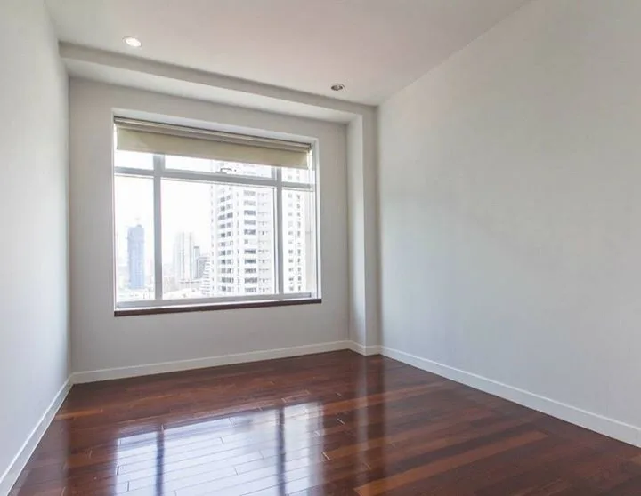 Property photos for Circle Condominium