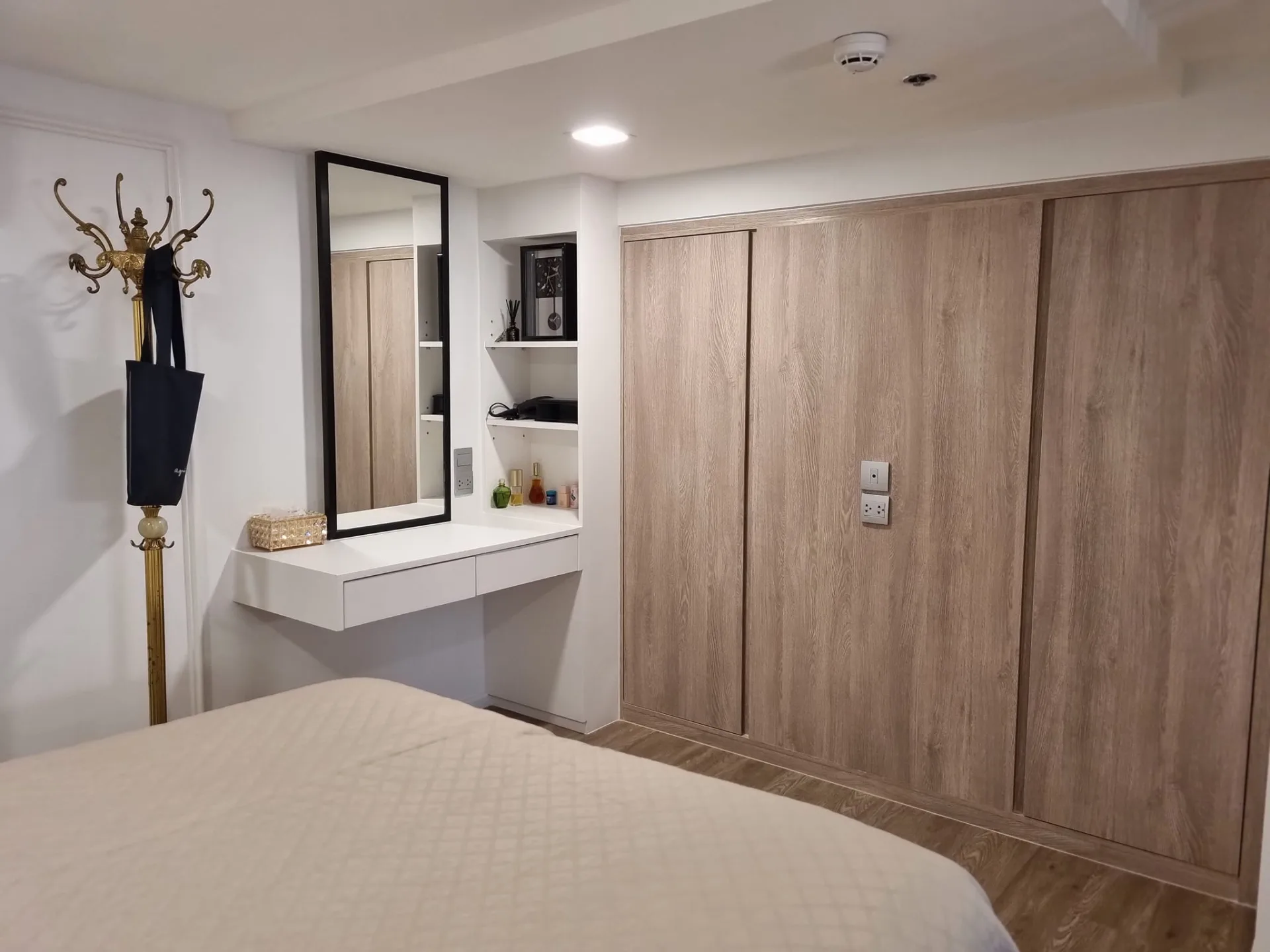 Property photos for Modiz Sukhumvit 50