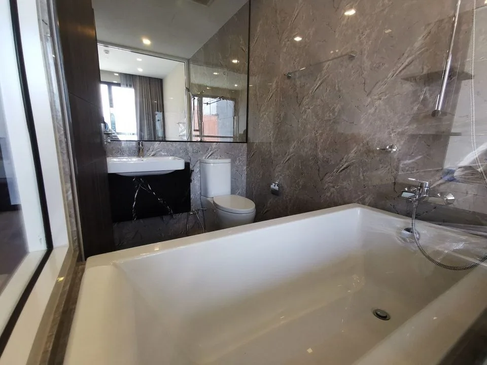 Property photos for Ashton Asoke