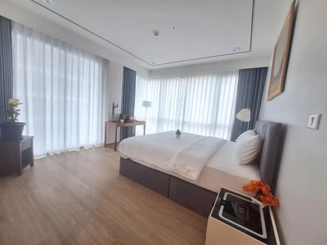 Property photos for Sathorn 111