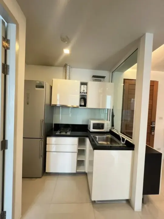 Property photos for Beverly 33