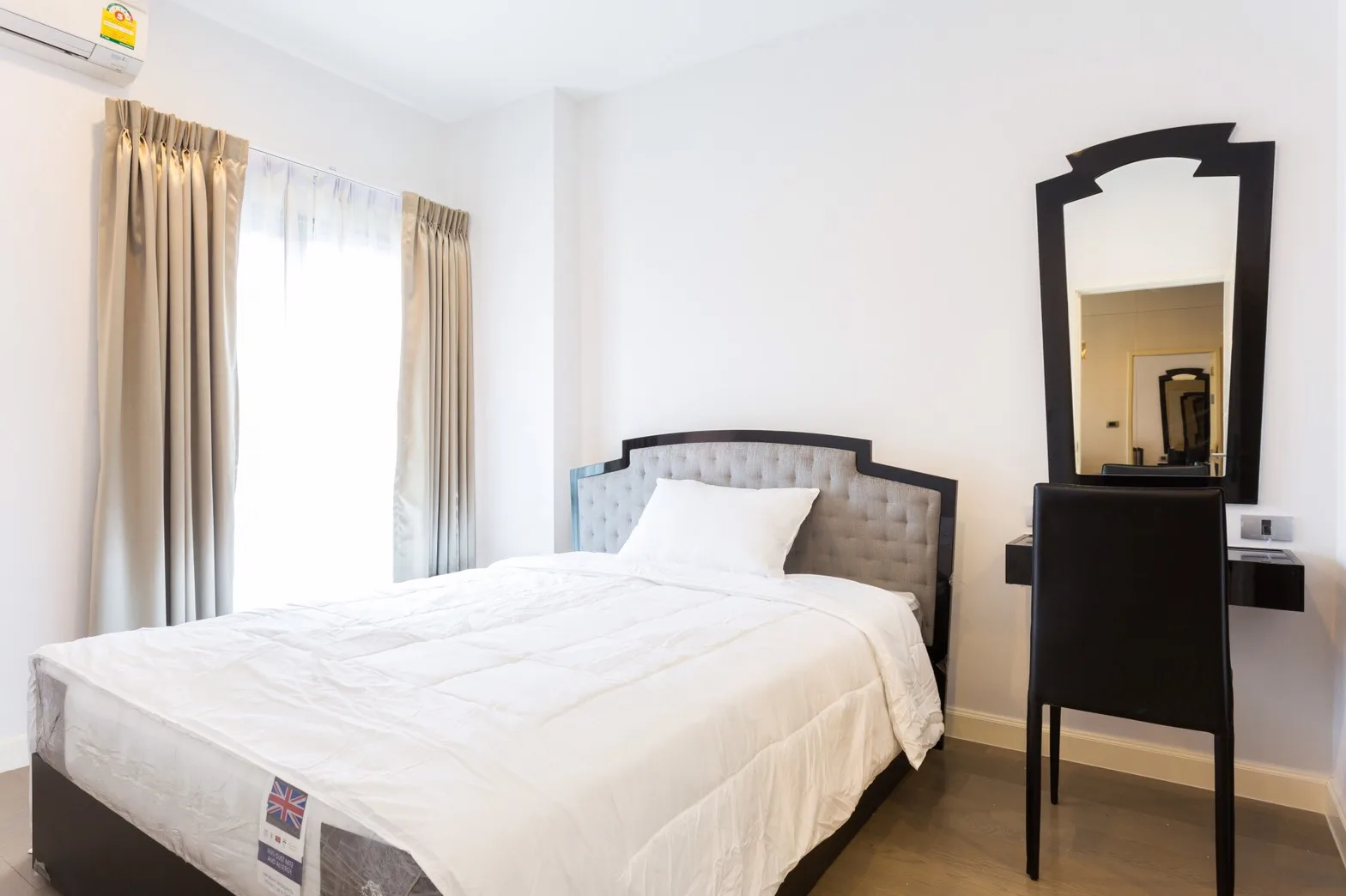 Property photos for The Crest Sukhumvit 34
