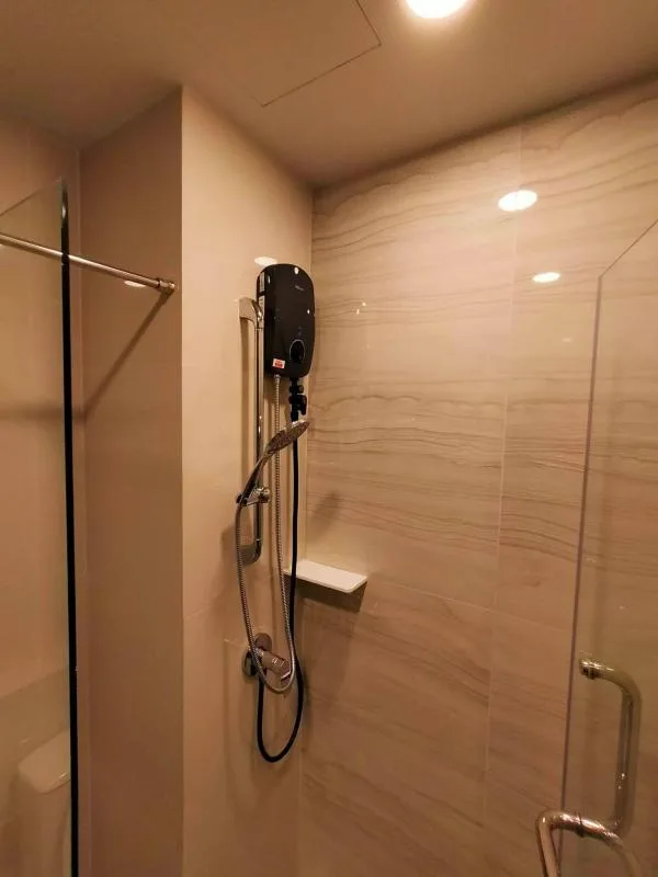 Property photos for Aspire Onnut Station