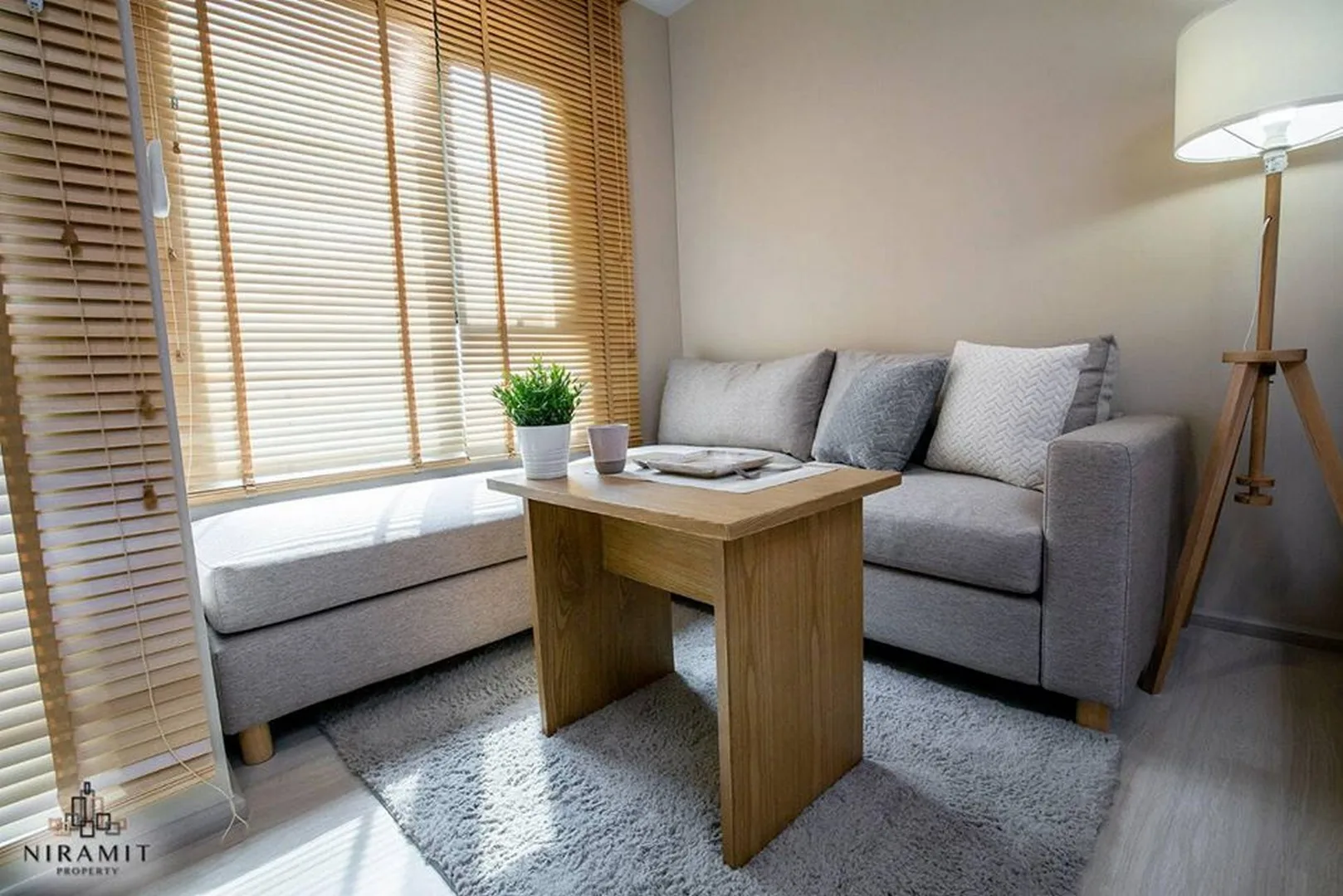 Property photos for Life One Wireless