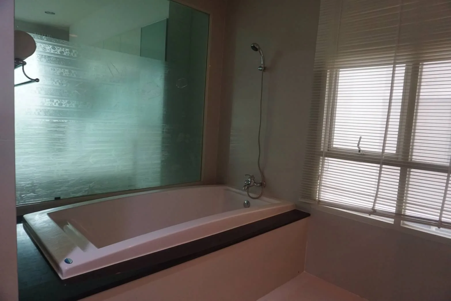 Property photos for The Address Chidlom