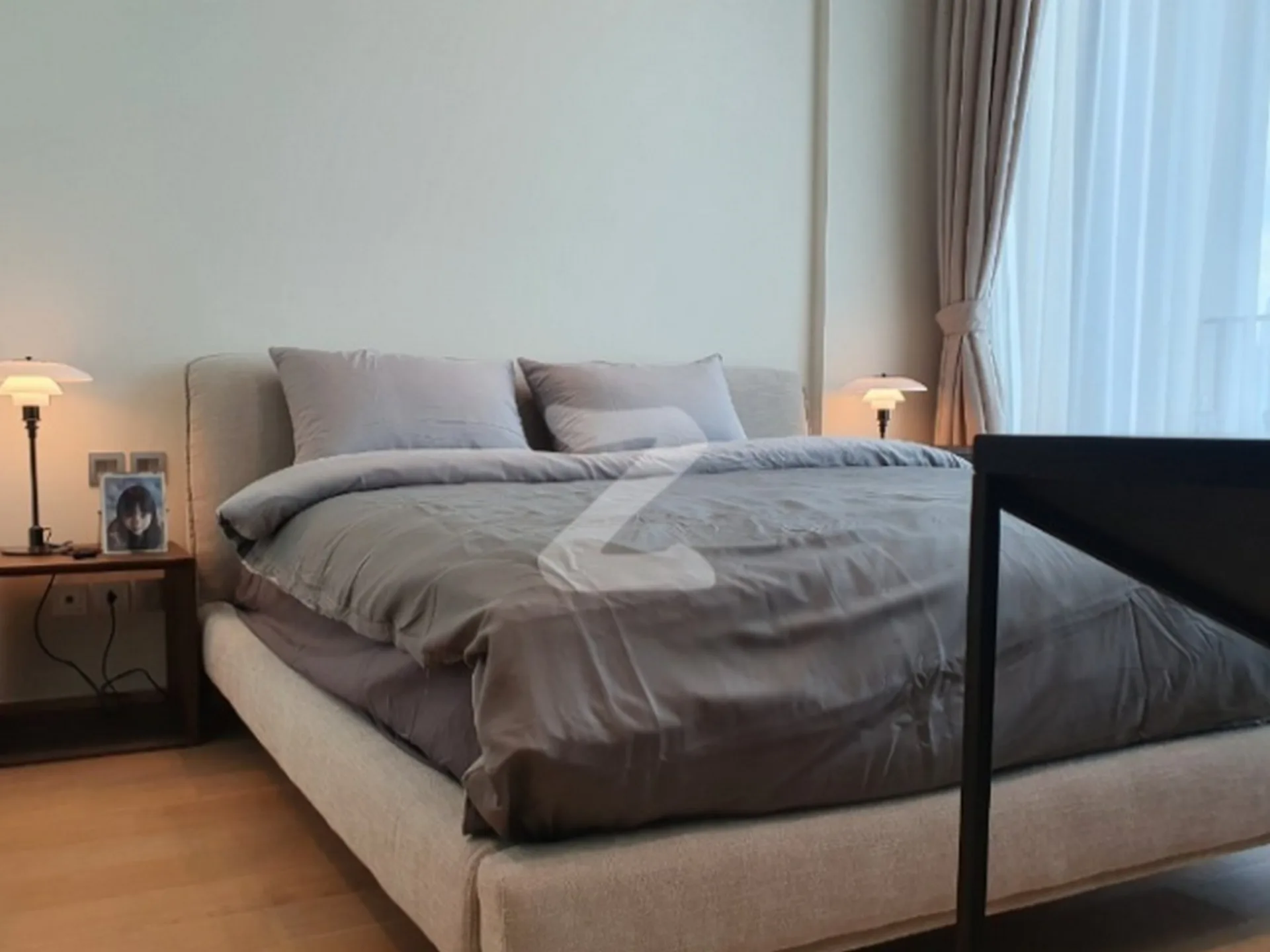 Property photos for 28 Chidlom