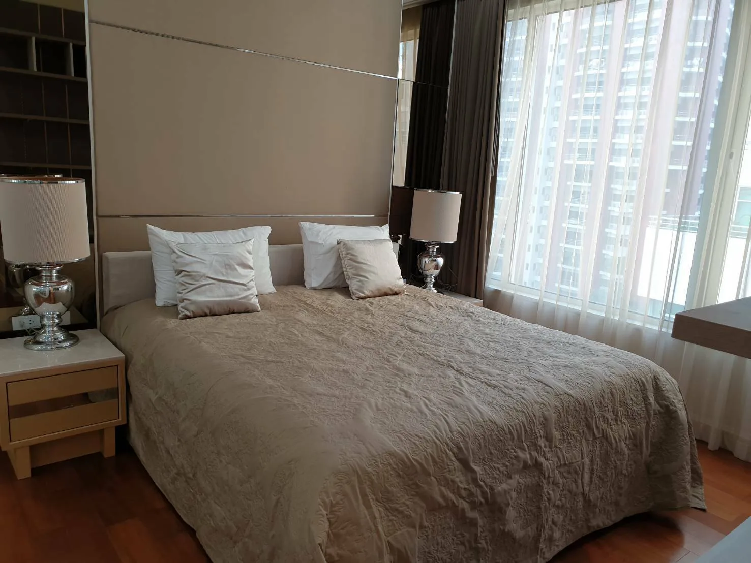 Property photos for Q Langsuan