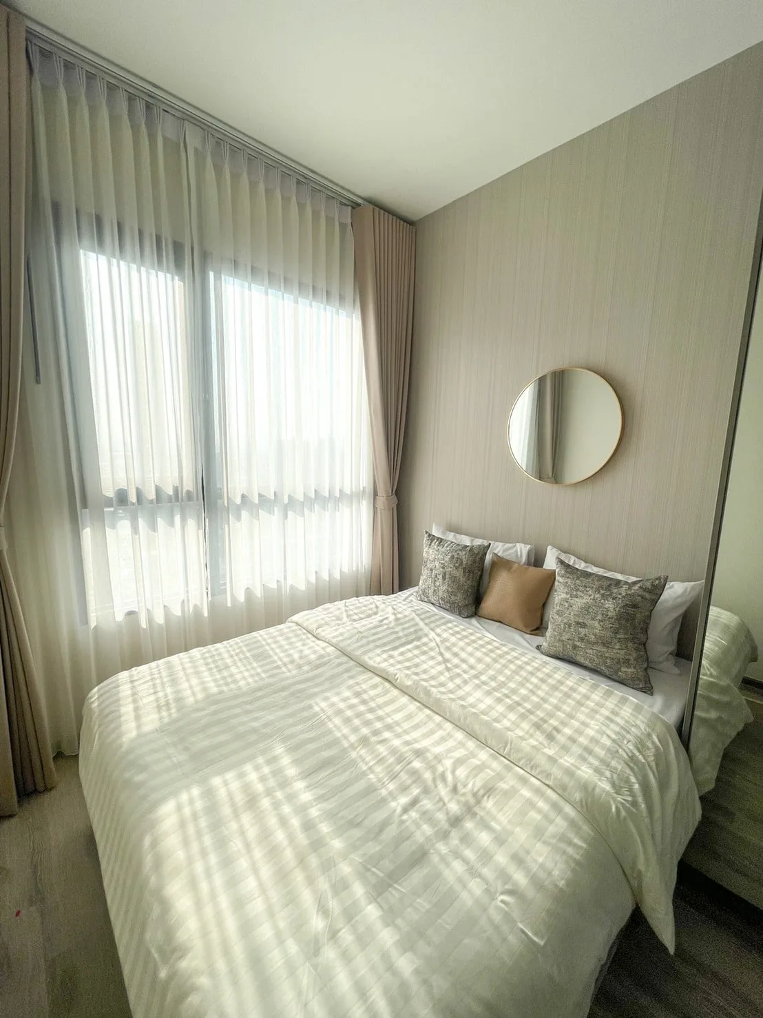 Property photos for Knightsbridge Prime Onnut