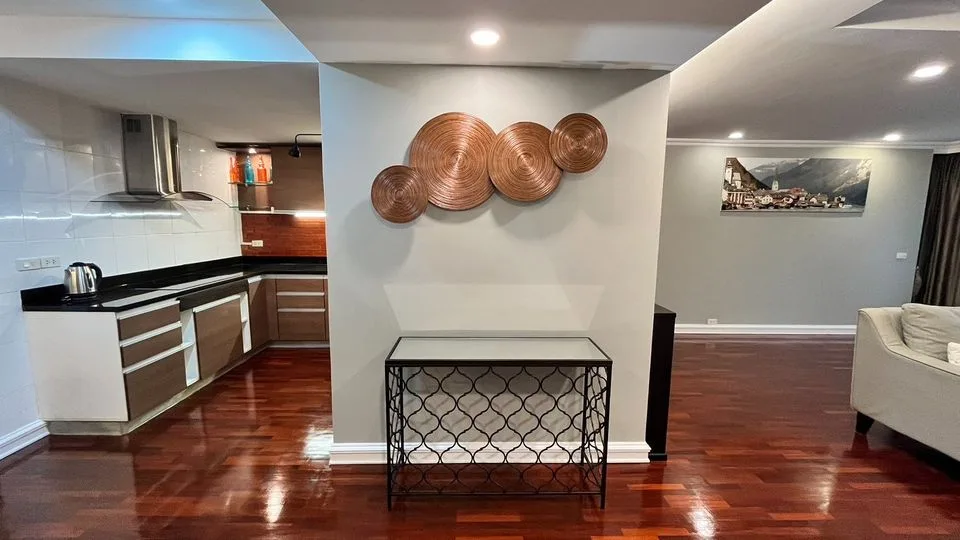 Property photos for Yen Akard Garden