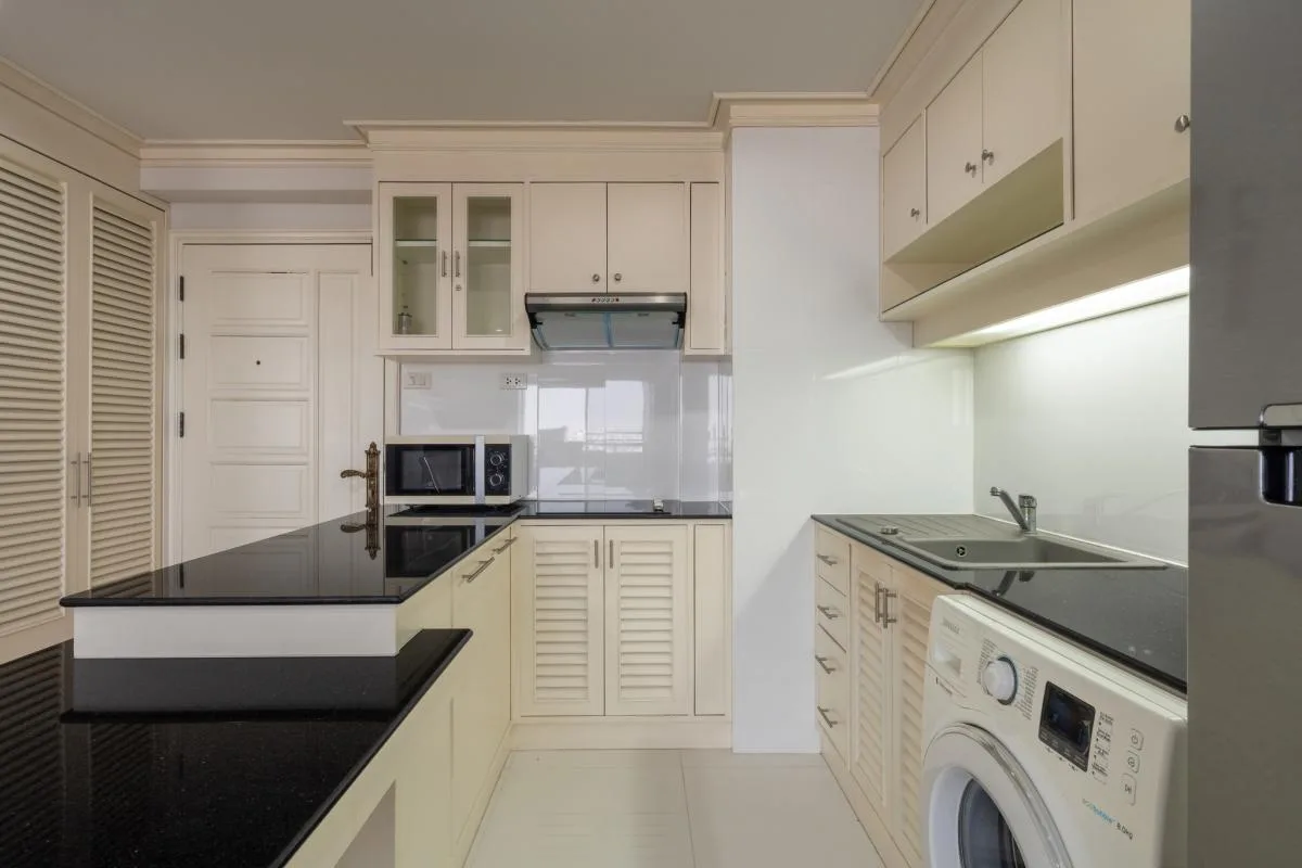 Property photos for Regent Srinakarin Tower
