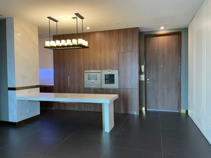 Property photos for 185 Rajadamri