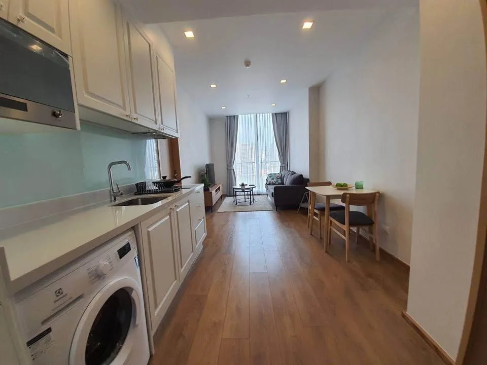 Property photos for Noble BE 33