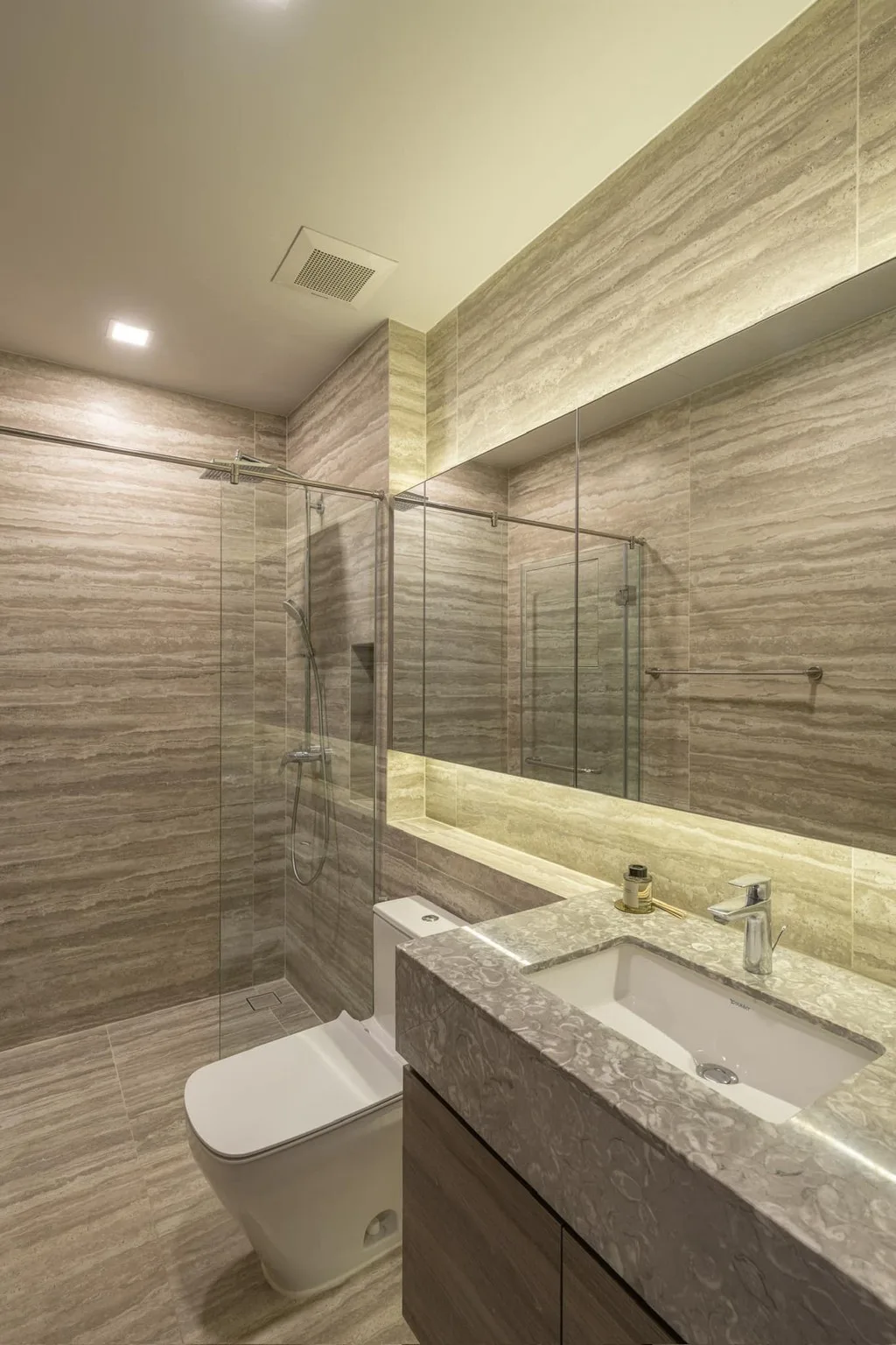 Property photos for Celes Asoke