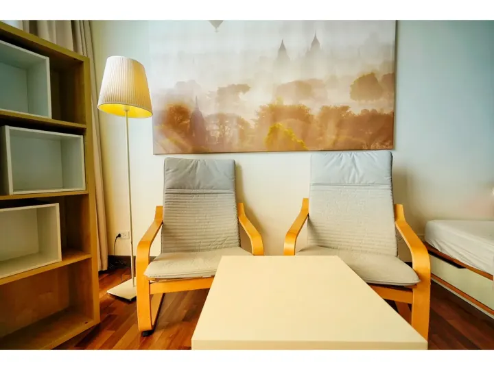Property photos for Le Luk