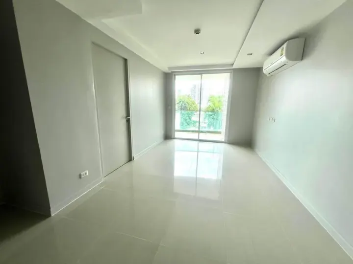 Property photos for Beverly 33