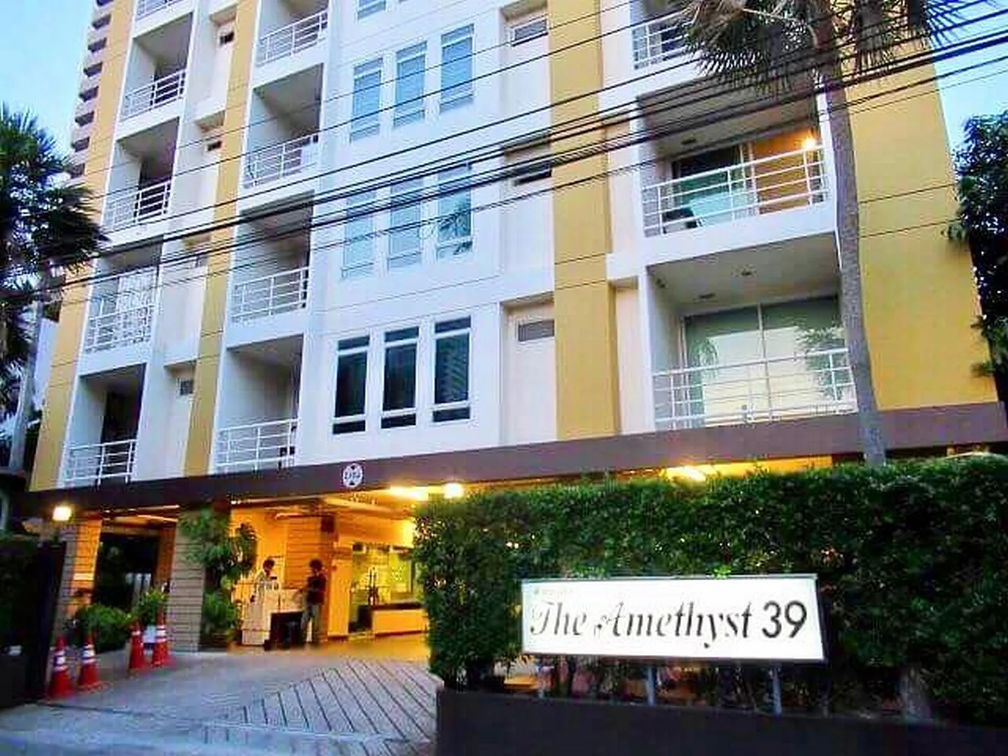 Property photos for The Amethyst Sukhumvit 39