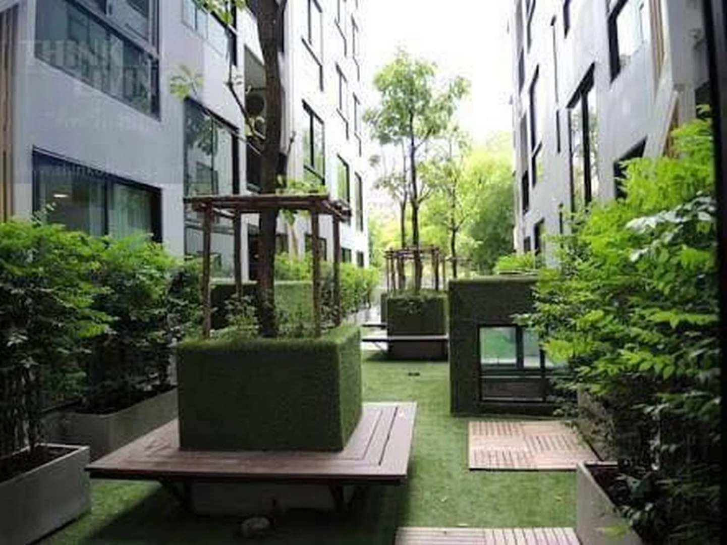 Property photos for Zenith Place Sukhumvit 42