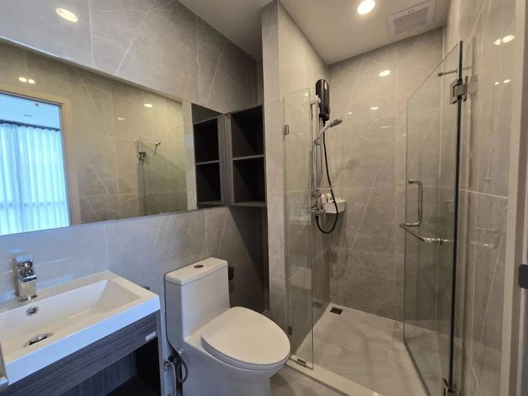 Property photos for Nue District R9
