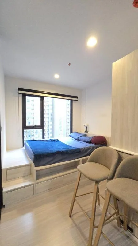 Property photos for Life Asoke Hype