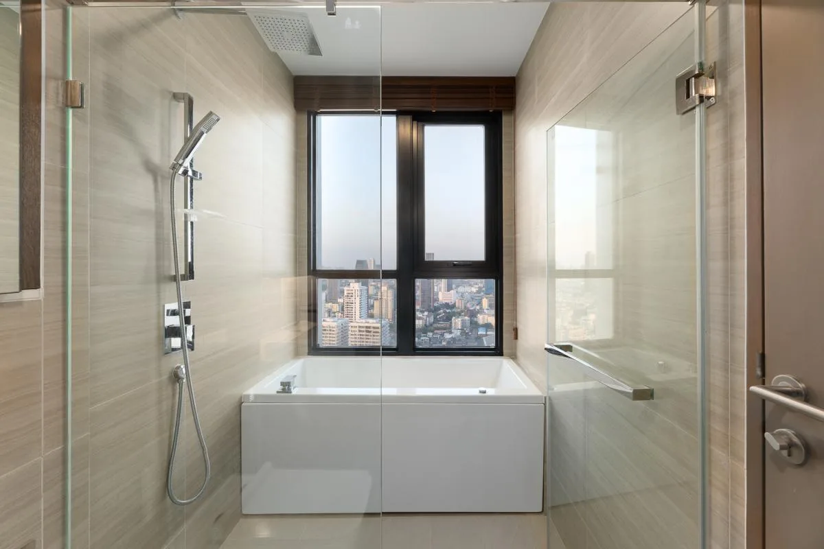 Property photos for Park Origin Thonglor
