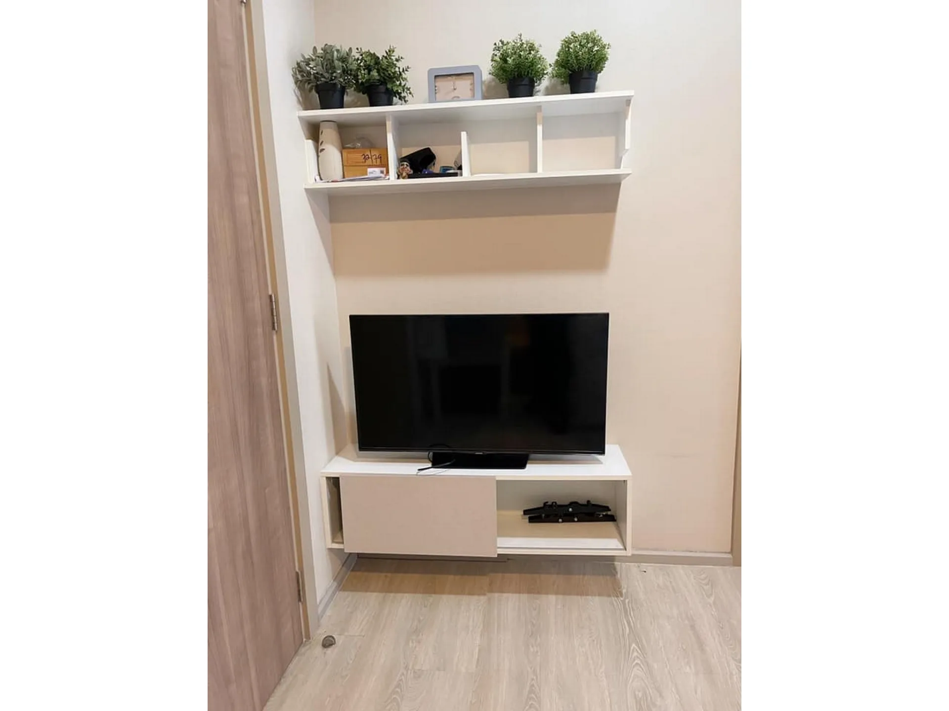 Property photos for Condolette Midst Rama 9