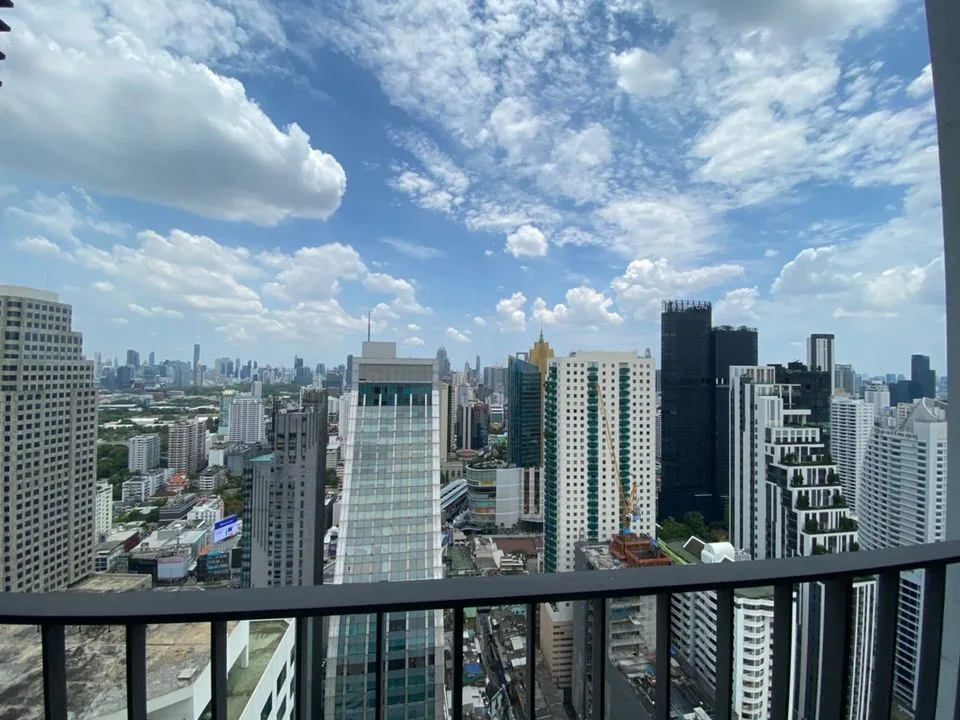 Property photos for Edge Sukhumvit 23