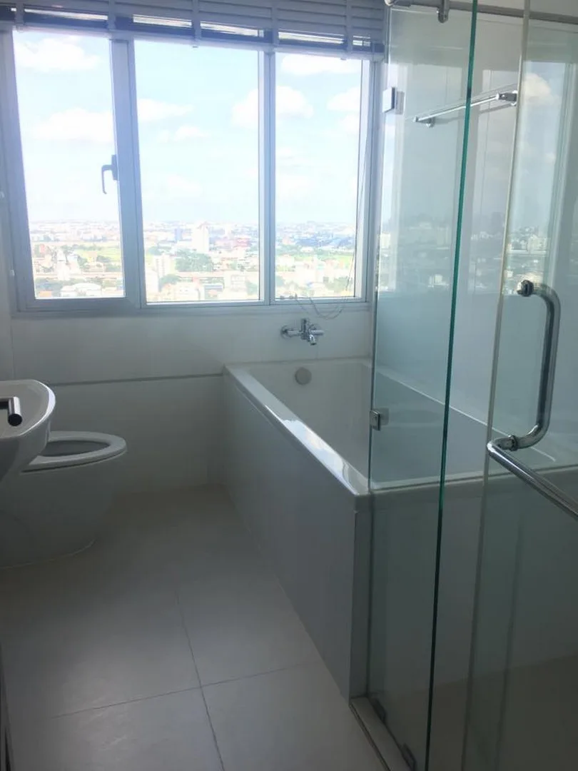 Property photos for Thru Thonglor