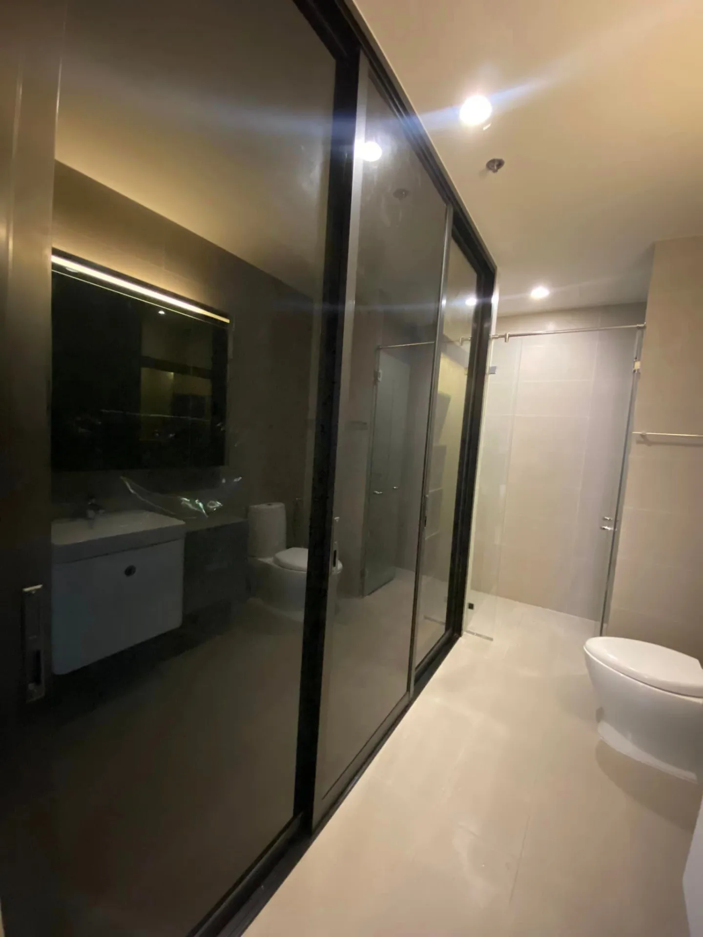 Property photos for Noble Ploenchit