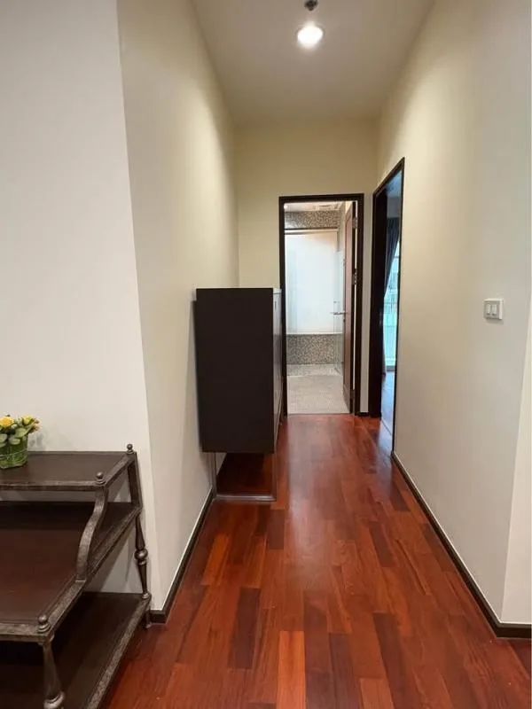 Property photos for Noble Ora