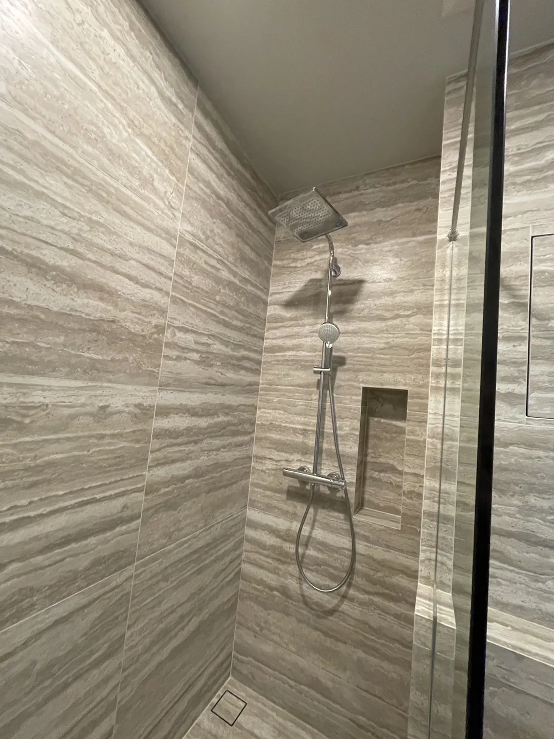 Property photos for Celes Asoke