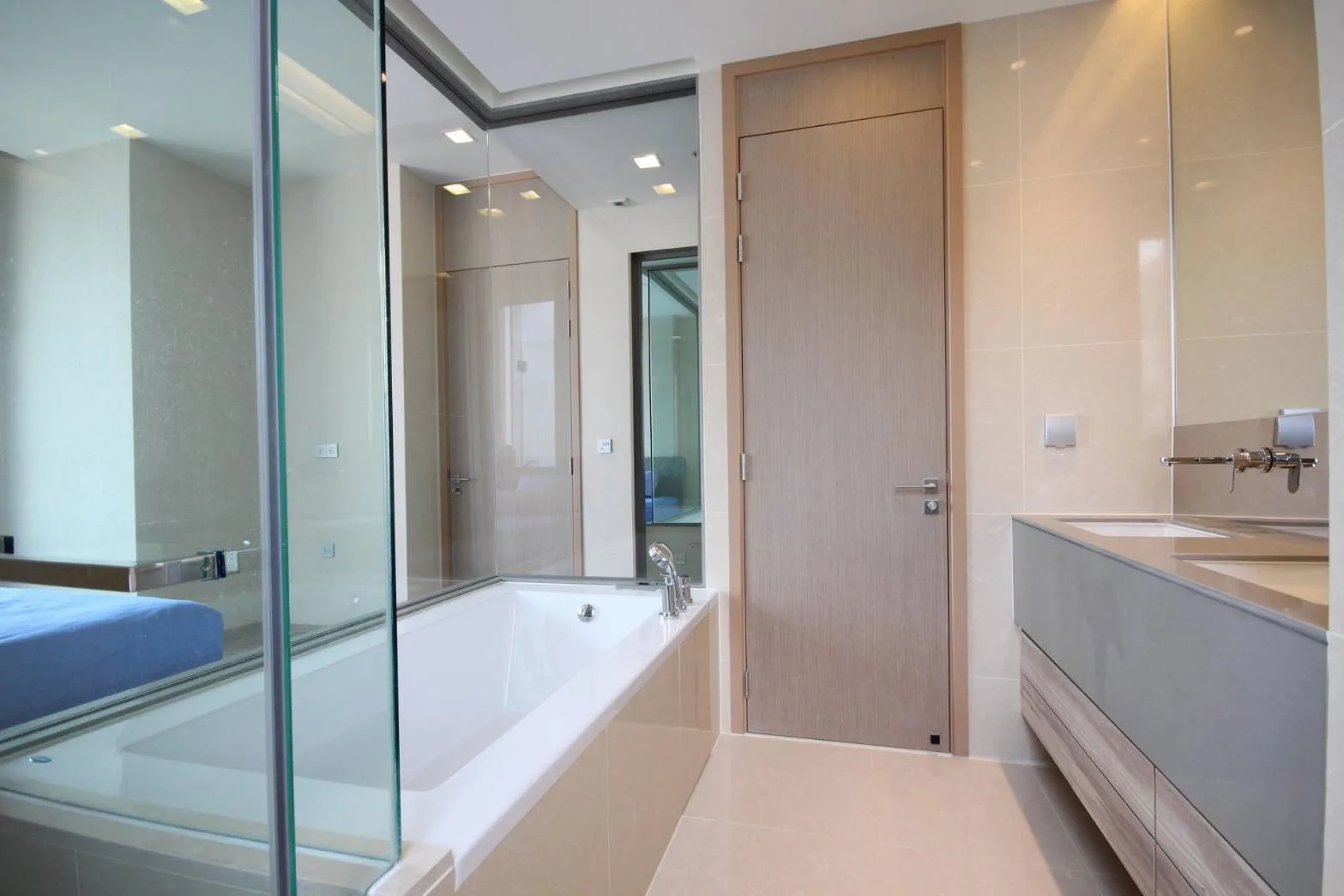 Property photos for The Esse Asoke