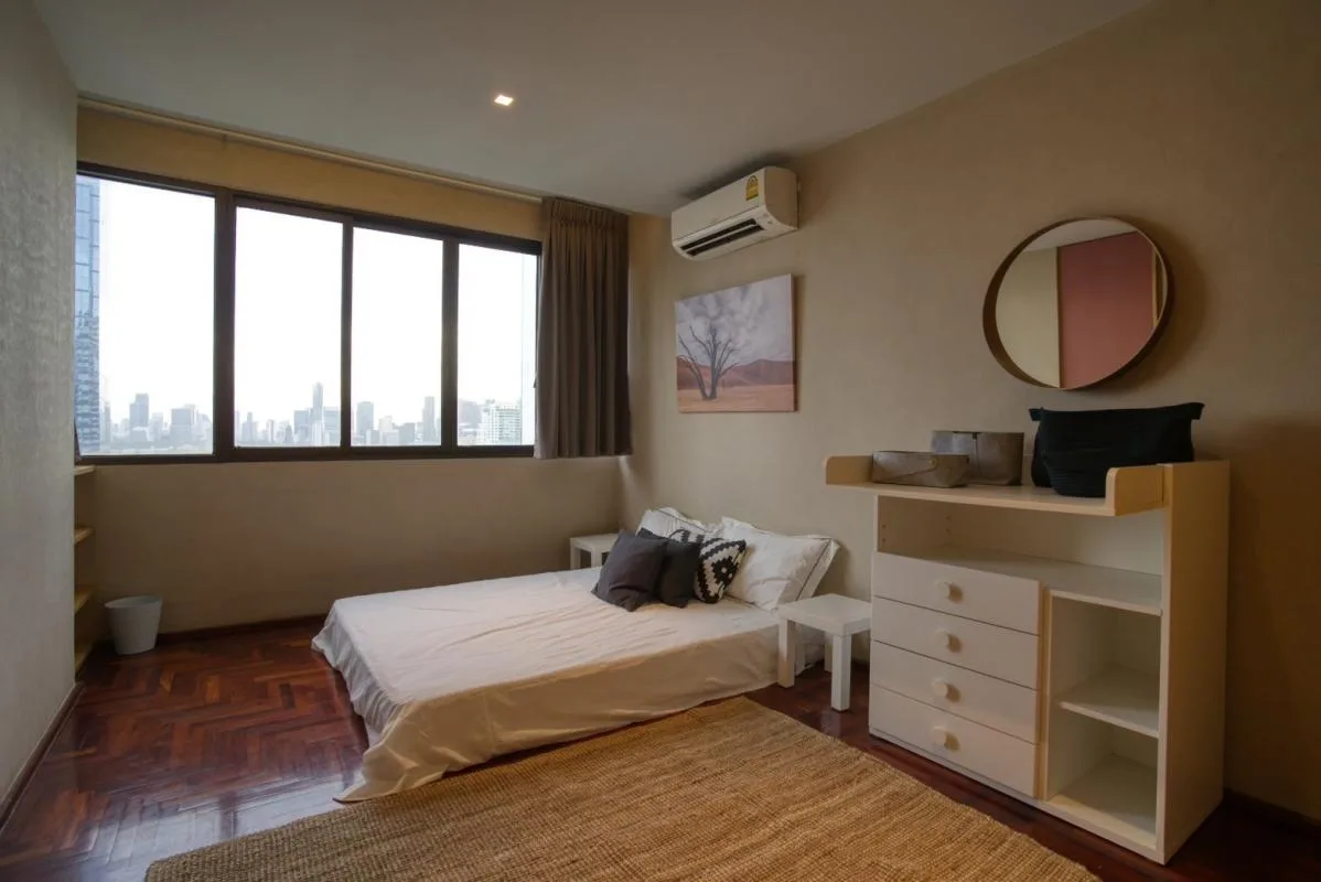 Property photos for Lake Avenue 16