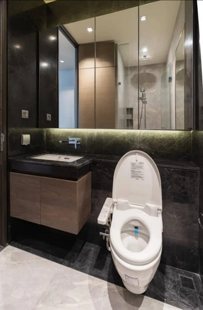 Property photos for 28 Chidlom