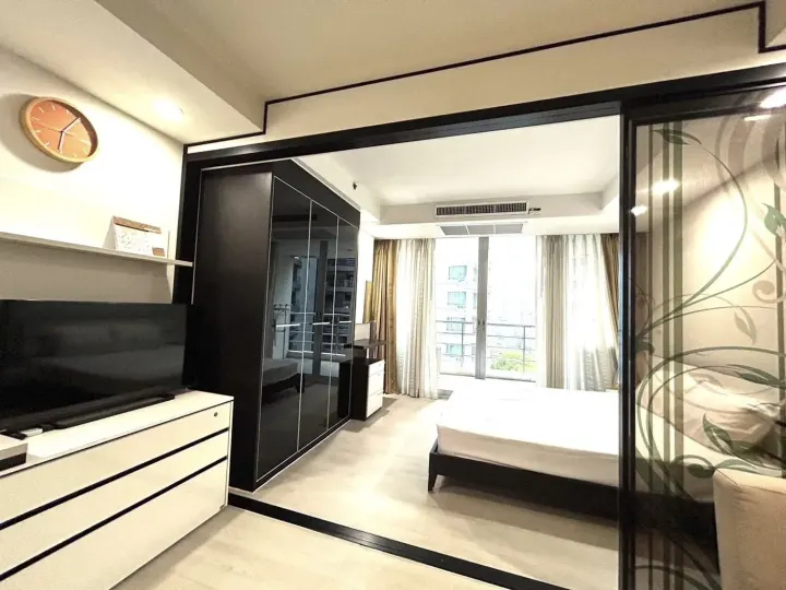 Property photos for The Rajdamri