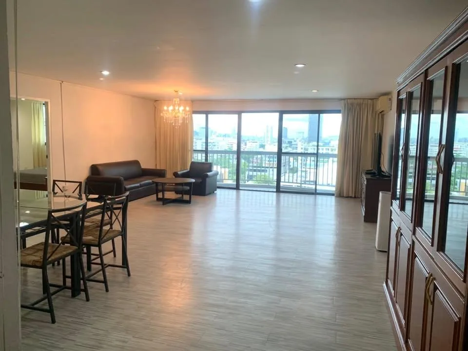 Property photos for The Waterford Thonglor 11