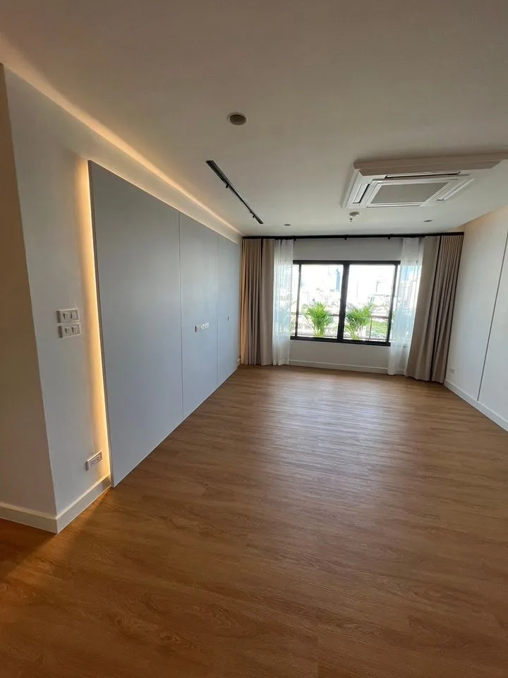 Property photos for Baan Ploenchit