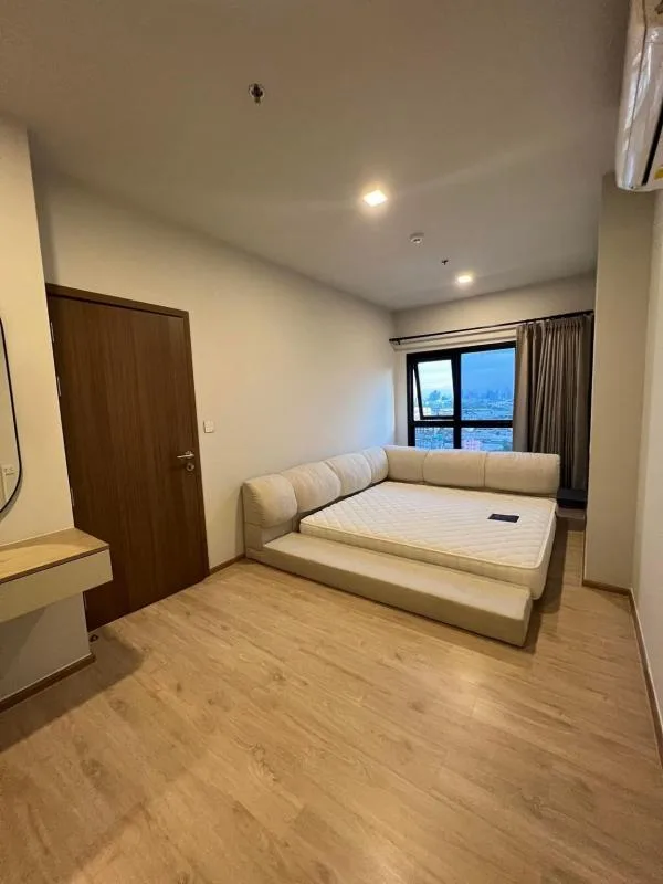 Property photos for Metris Pattanakarn