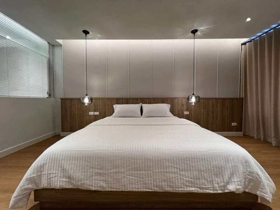 Property photos for Baan Ploenchit