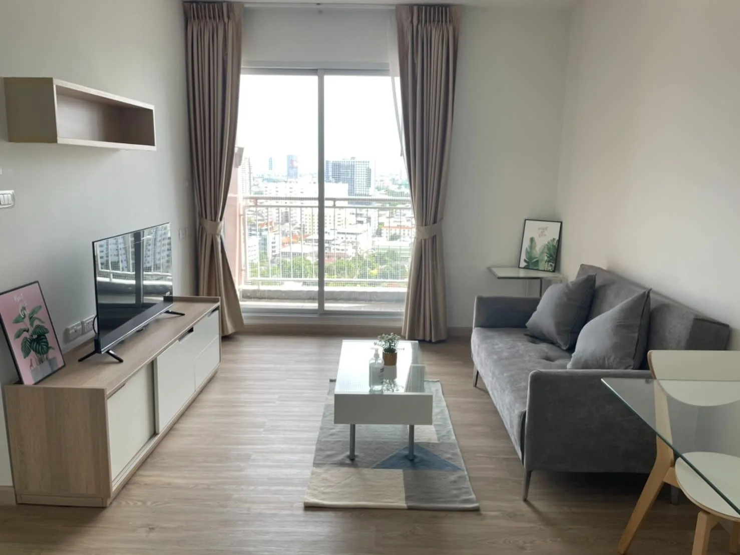 Property photos for Centric Scene Sukhumvit 64