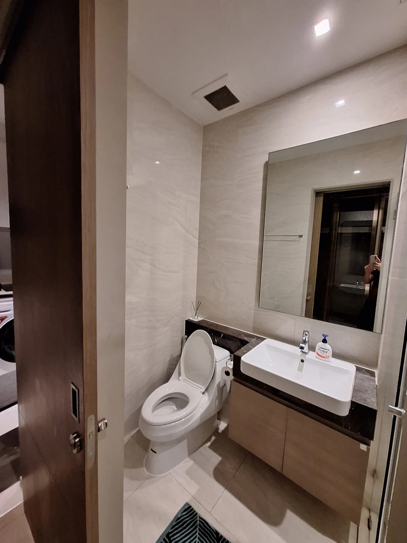 Property photos for Ashton Silom