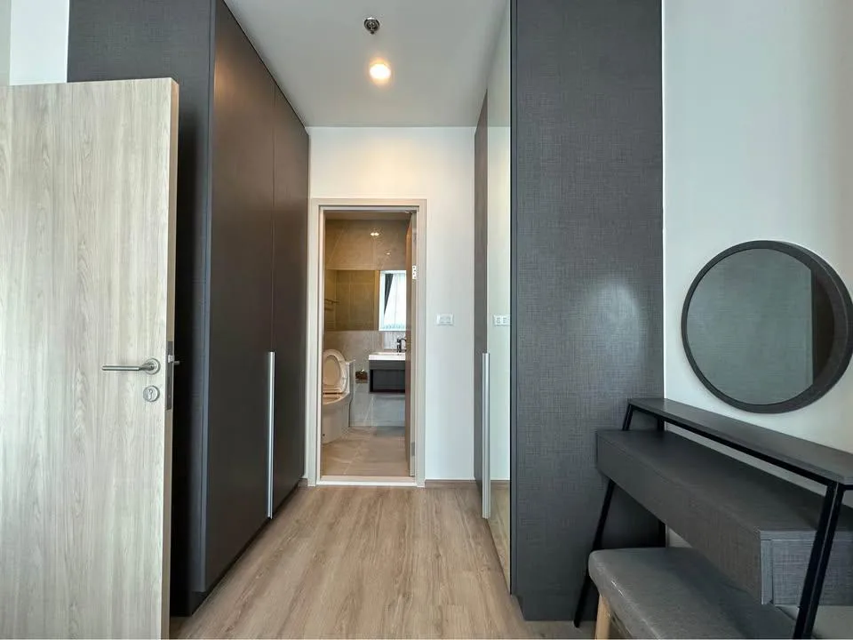 Property photos for Nue District R9