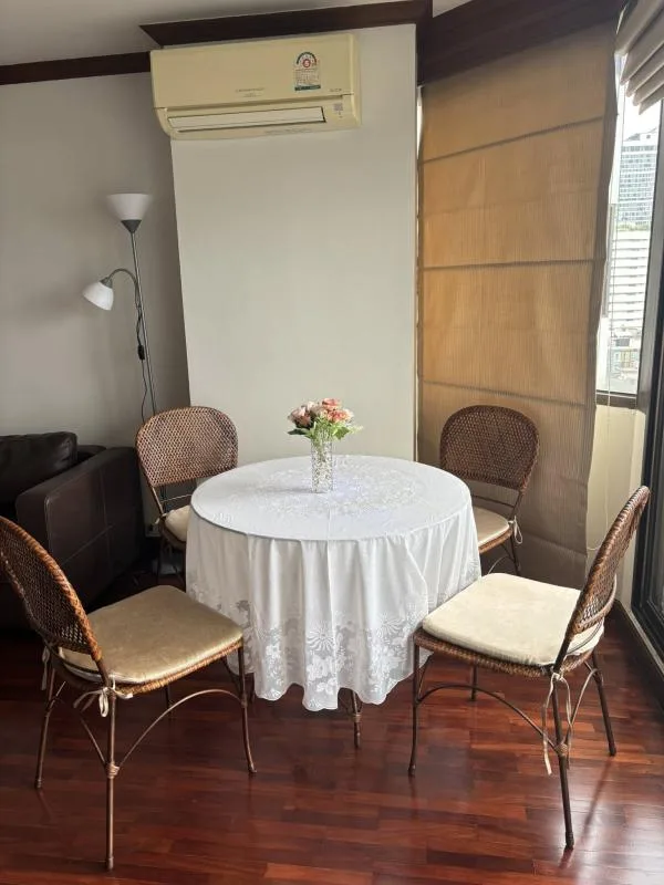 Property photos for Lake Avenue 16