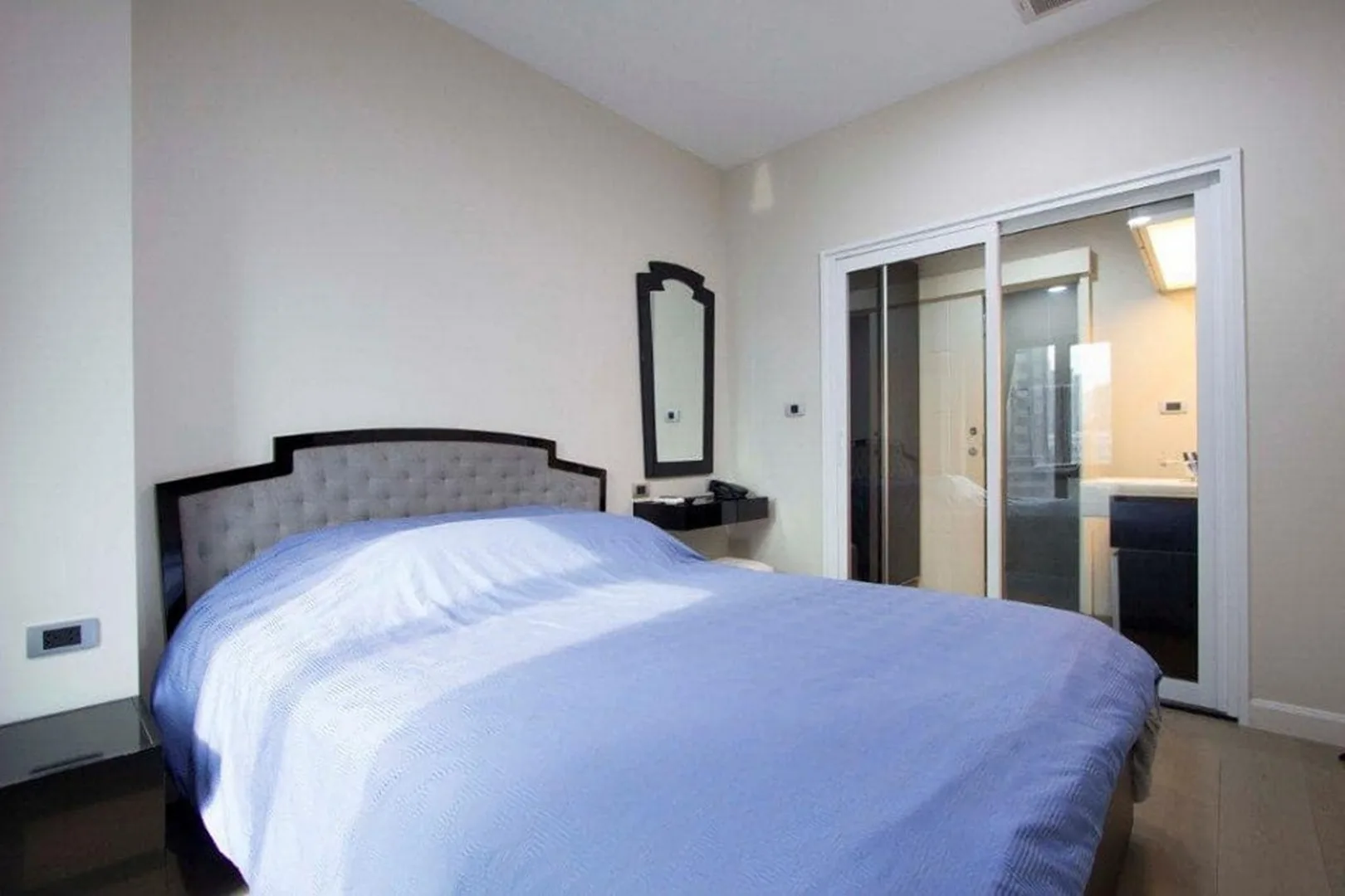 Property photos for The Crest Sukhumvit 34