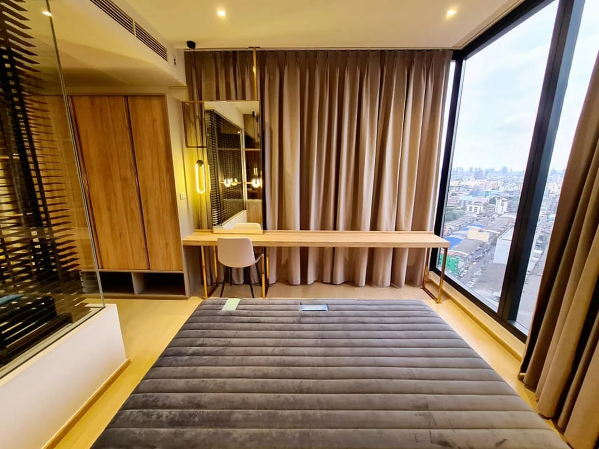 Property photos for ASHTON Asoke - Rama 9