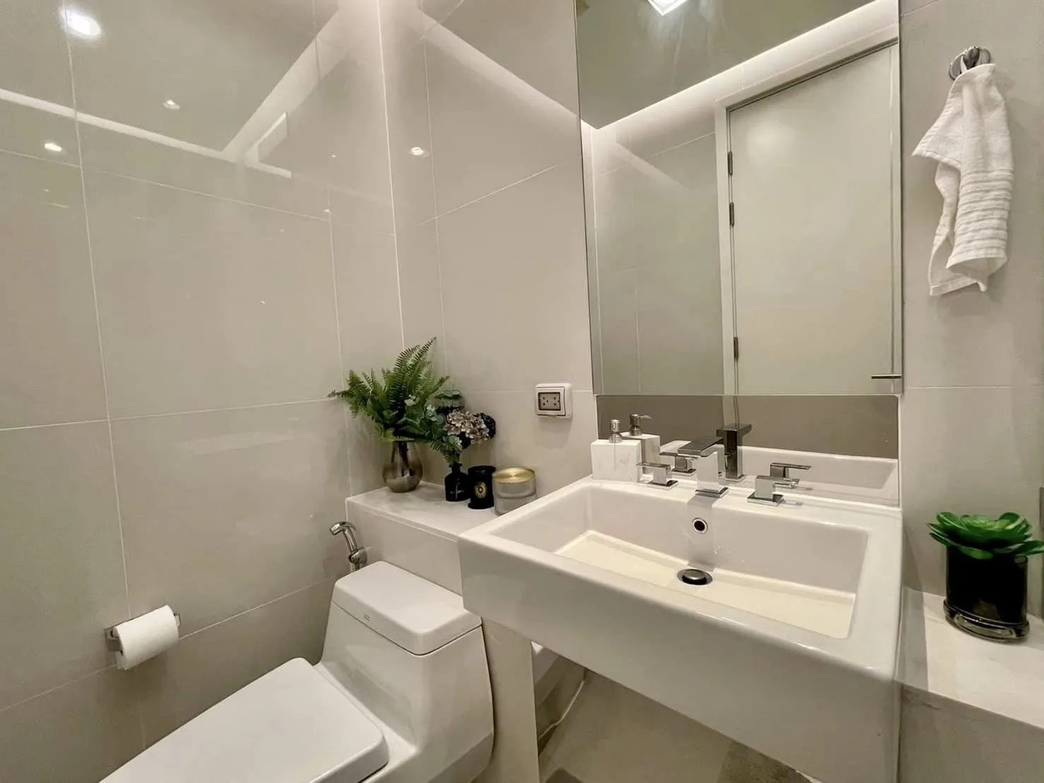 Property photos for Equinox Phahol-vibha
