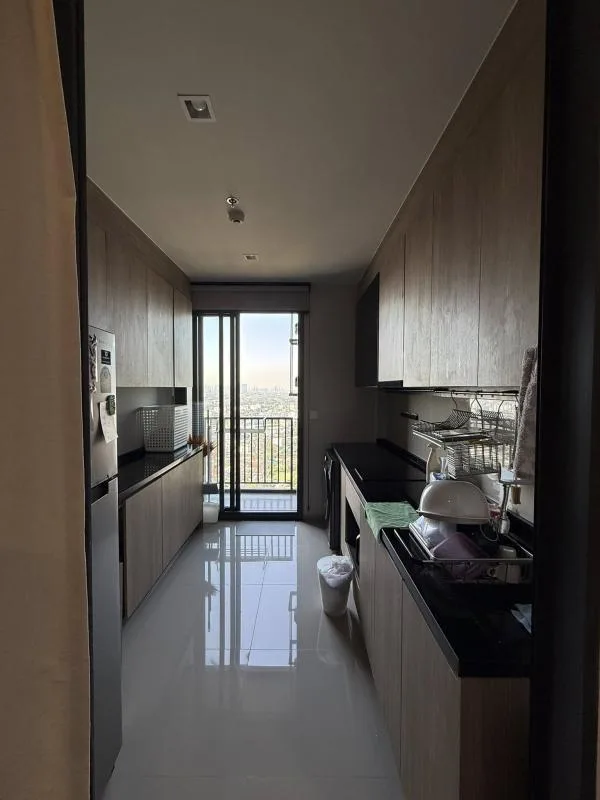 Property photos for The Line Wongsawang