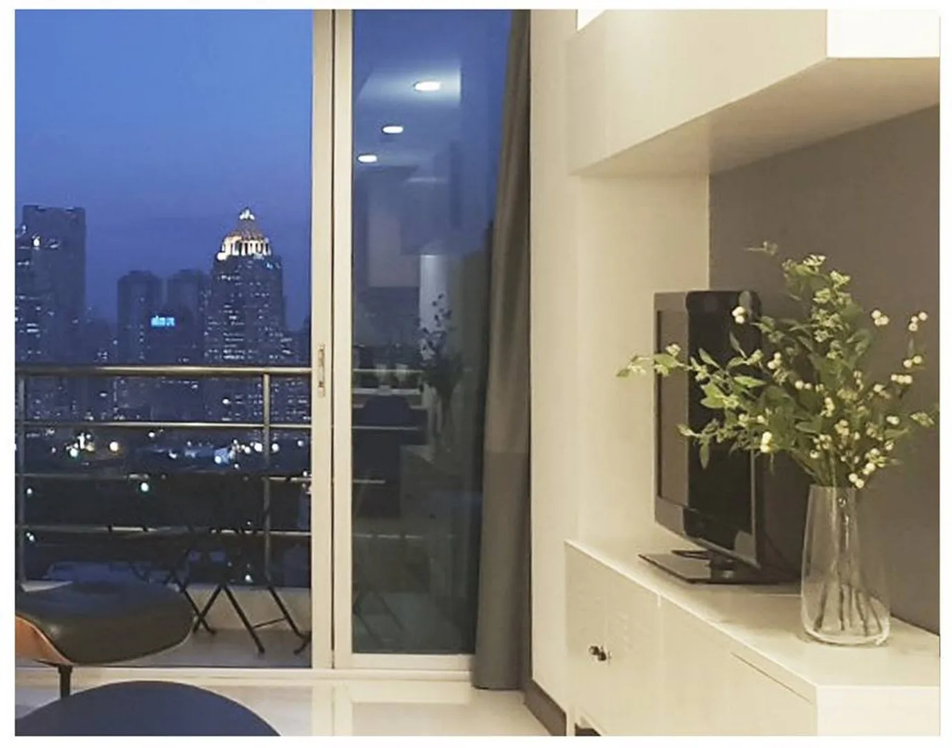 Property photos for The Rajdamri