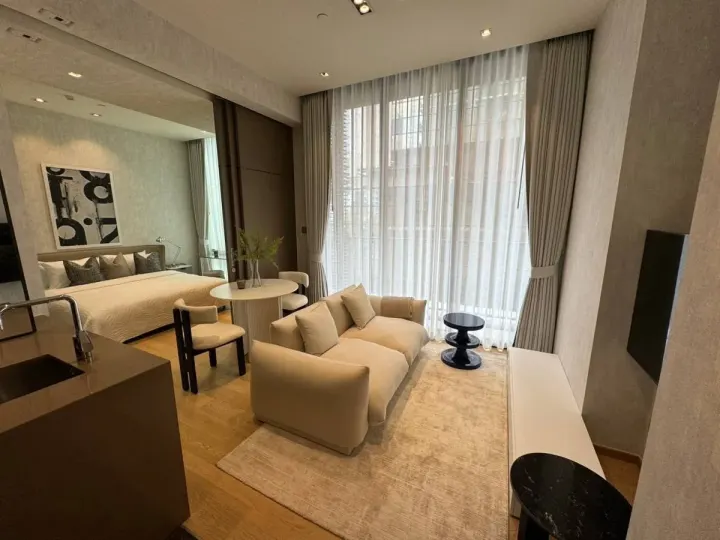 Property photos for 28 Chidlom
